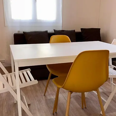 Europole 1 Gare De & Centre